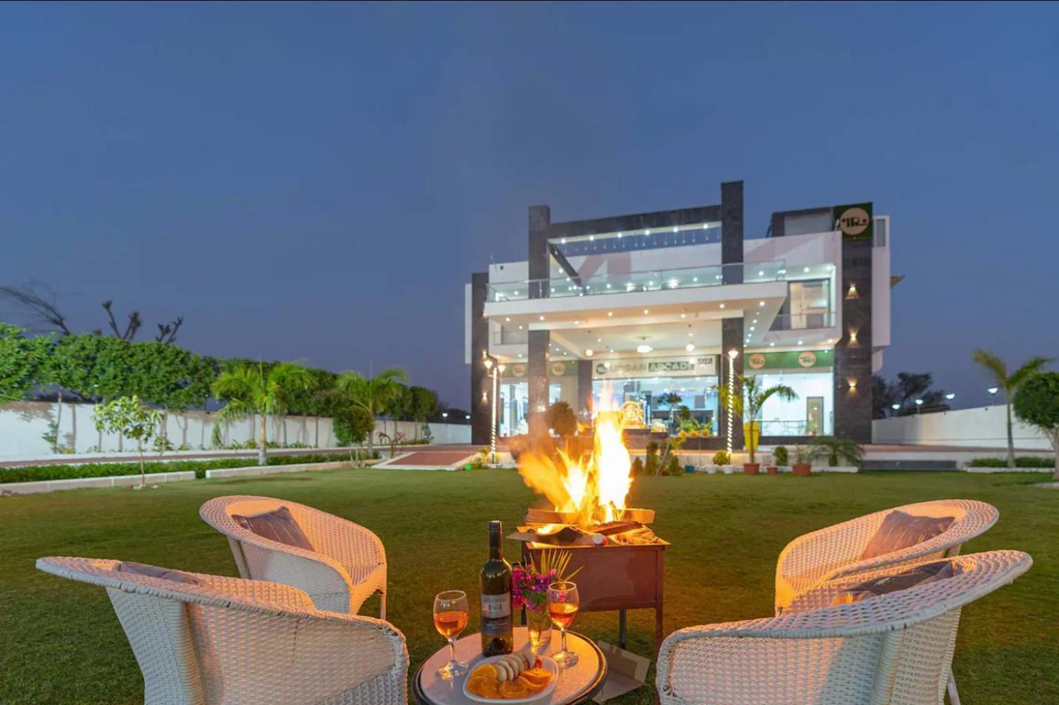 Iris Heaven'Z By Radha Rani Resort Jaipur Luaran gambar